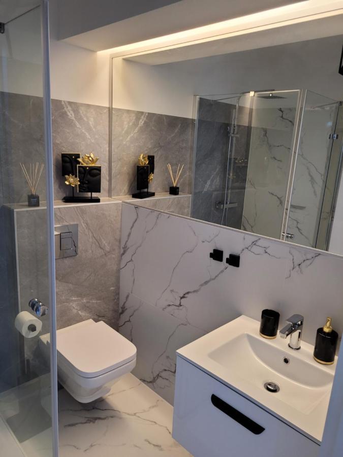 גדינייה Apartport Nowoczesne Apartamenty מראה חיצוני תמונה